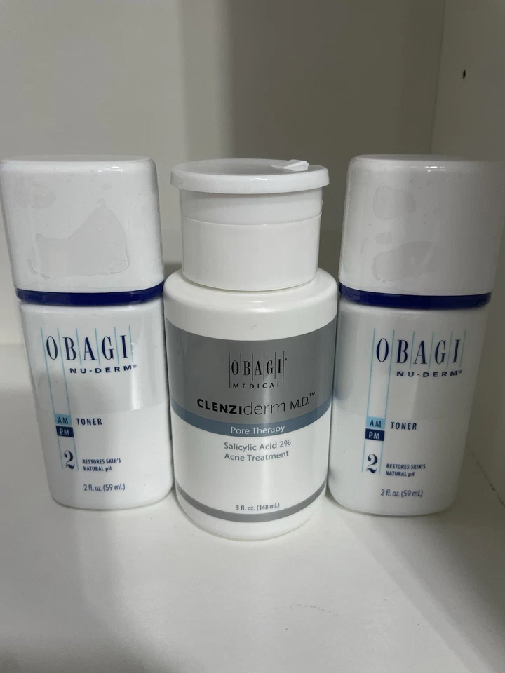 Tóner Obagi X 2 (total 4 OZ) + terapia de poros Obagi Clenziderm 5 OZ Foto 1 de 1