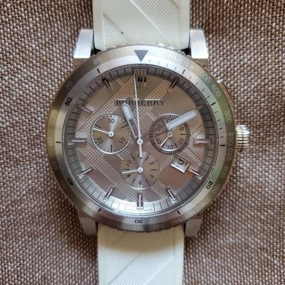 [含进口关税]巴宝莉 BU9810 男士手表银色白色 50 米防水 — 第 1/4 张图片