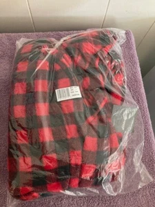 Kids Quest Fleece Bathrobe New Never opened - Picture 1 of 2