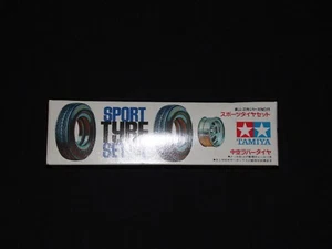 Juego de ruedas y neumáticos deportivos vintage TAMIYA 1/12 para auto estático/de radiocontrol - Imagen 1 de 2