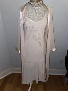 Linea Donatella Woman’s Long Peignoir Gown & Robe Set M/L Floral Applique 2PC - Picture 1 of 22
