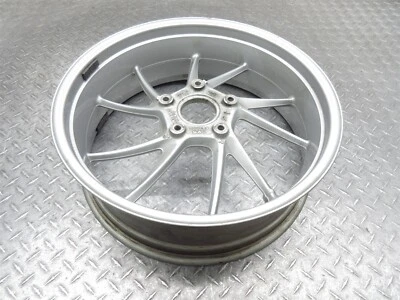 2020 18-21 宝马 R1250RT 1250 RT 后轮圈 17x5.5 直线真实视频原始设备制造商 — 第 1/4 张图片