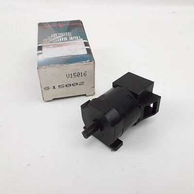 Front HVAC Blower Control Switch Fits Chevrolet C1500 1995-1998 GMC C2500 95-99 - Image 1 of 4