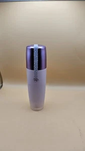 TATCHA~ The Liquid Silk Canvas Primer ~ 1 oz  NWOB - Picture 1 of 1