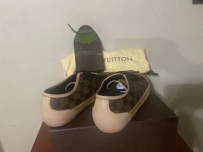 Louis Vuitton LV  EU 41 US 8 - Brown Leather/Green Laces - Worn Once - Rare - Image 1 of 4
