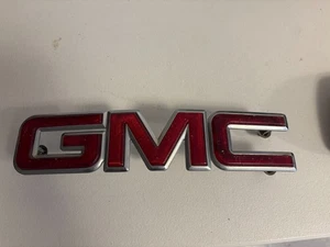 1989 GMC C1500 Grill Emblem Used - Picture 1 of 2