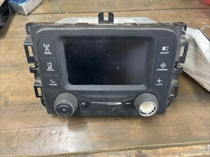 15-17 JEEP RENEGADE TOUCH SCREEN RADIO DISPLAY RECEIVER 07356524200 OEM - Picture 1 of 4