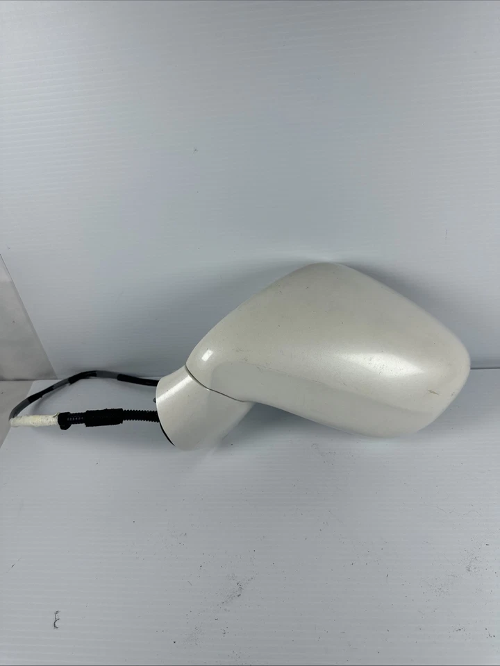 2007-2009 Lexus GS350 Driver side view Mirror OEM Pearl White - Image 1 of 4