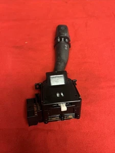 2091-2005  hyundai santa fe gl 2.7l SWITCH LITHG  STERING OEM - Picture 1 of 6