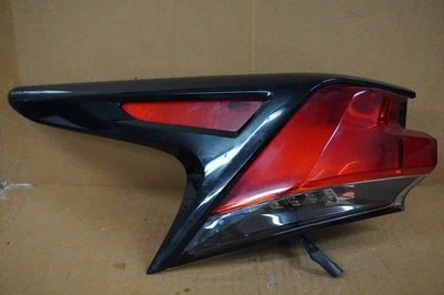 15 16 17 雷克萨斯 NX200T NX300H 左驱动器侧尾灯 原始设备制造商 8156078040 — 第 1/4 张图片