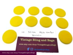 10 YELLOW 32mm vintage games counters, Tiddlywinks, Games tokens, poker chips - Picture 1 of 2