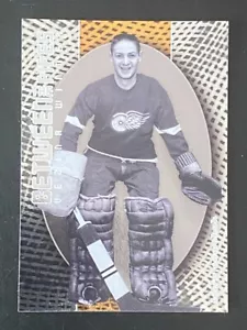 Terry Sawchuk 2001-02 In the Game-Between the pipes/Vezina Winner #124 Detroit - Picture 1 of 2