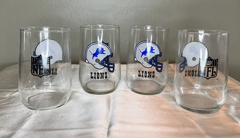 Vintage Set Of 4 NLF Detroit Lions Grey Helmet Drinking Glass Tumbler Tailgate Cover