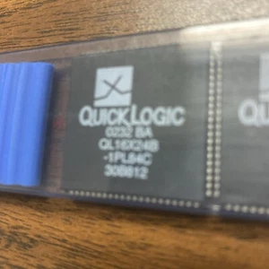 Lot of 7 Qty NEW QL16X24B-1PL84C QuickLogic pASIC 1 Very High Speed - Picture 1 of 2
