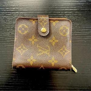 Louis Vuitton Monogrammed Zippered Wallet - Picture 1 of 5