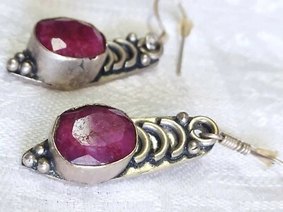 Orecchini vintage pendenti argento 925 e radice di rubino anni ‘80 - Immagine 1 di 4