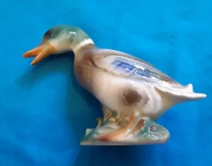 BEAUTIFUL CERAMIC MALLARD DUCK FIGURE,SIGNED BY MRS.SHAW 1975. - Picture 1 of 9