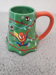 Disney Marvel Spider-Man Weihnachtsbaum Kaffeebecher/Tasse - Neu mit Etikett - Bild 1 von 7