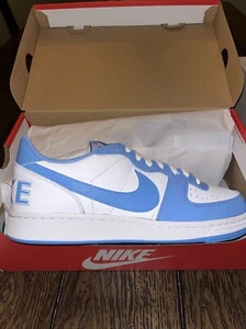 Nike Terminator Zapatos Bajos Para Hombre Talla 10 $120 Blanco/Azul Universitario FQ8748-412 - Imagen 1 de 7