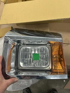 A06-82018-010 LH Headlight Freightliner H3 - Picture 1 of 2