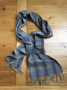 Magee 1866 - Ladies Donegal Scarf 95% Lambswool, 5% Cashmere- Check Pattern - Picture 1 of 10