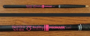 (1) Baqueta personalizada Twisted Sister Mike Portnoy Stage usada rosa caliente Dee Snider - Imagen 1 de 1