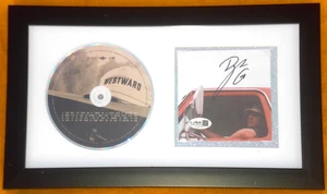 INSERTO COPERTINA CD 'WESTWARD' INCORNICIATO FIRMATO DYLAN GOSSETT con CD - J.S.A. Cert. - Foto 1 di 5