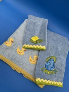 3 Piece Children’s Bath Towel Set Frog Ducks Lily Pad Towel Washcloth Hand Towel - Picture 1 of 11
