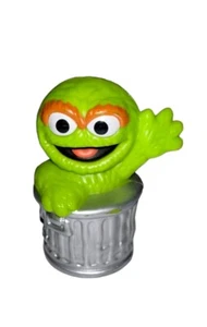 Sesamstraße Playskool 2,75" Kunststoff Figur Oscar The Grouch - Bild 1 von 5