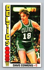 1976 Topps #30 Dave Cowens EX-EXMT Boston Celtics Basketball Card