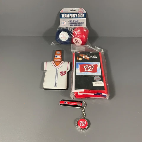 Washington Nationals MLB Ultimate Fan Gift Lot Dice, Flag, Jersey, Keychain Cover