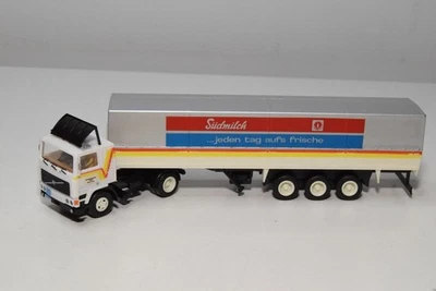 B77 1:87 HERPA VOLVO F12 F 12 CAMION RIMORCHIO SUD LATTE ECC. COND. - Immagine 1 di 4