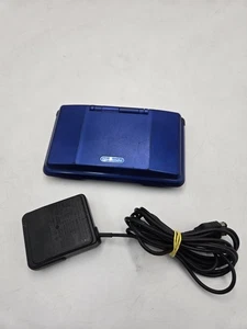 Touchscreen zerkratzt. Nintendo DS Handheld-Spielkonsole NTR-001 Blau - Bild 1 von 8
