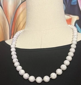 Mode Vintage Schmuck weiß mit blauen Sprenkeln 11 Zoll Halskette - Bild 1 von 3