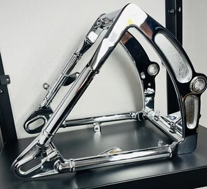 Harley SOFTAIL 00 -06 FAT BOY HERITAGE DELUXE Chrome Swingarm 47573-00 EXCHANGE - Picture 1 of 13