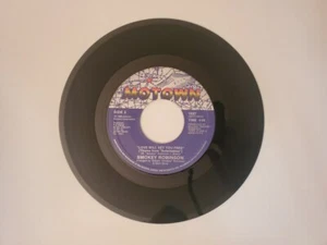 Smokey Robinson - Love Will Set You Free / One Heartbeat (Vinyl Record) - Picture 1 of 2