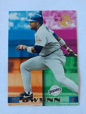 TONY GWYNN  PADRES  1995 TOPPS STADIUM CLUB MEMBERS ONLY #21 San Diego padres 