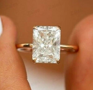 Anillo de compromiso solitario moissanita 3,35 quilates radiante D/VVS1 oro amarillo sólido de 14 quilates - Imagen 1 de 5