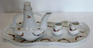 Antico Servizio Da Liquore IN Porcellana - Foto 1 di 4