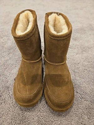 Bearpaw Youth Boots 2166Y-BRADY Size 2 Chestnut - Image 1 of 4