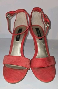 WHITE HOUSE BLACK MARKET red Faux Suede Leather Strappy Ankle One Strap Heels 6 - Picture 1 of 6