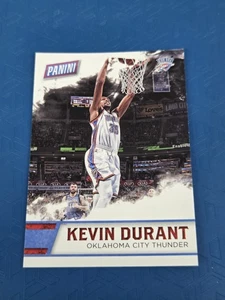 2016 Panini Father's Day #12 Kevin Durant OKC Thunder BASKETBALL Card 9H - Picture 1 of 2