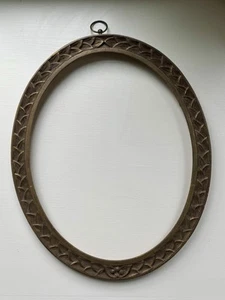 Antique Victorian Gold Painted Hand Carved Wood Oval Frame For 11” X 14” Image - Picture 1 of 9