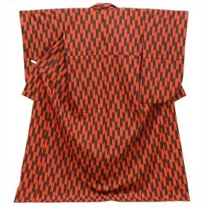 Kimono Furisode usato manica 2 shaku fibra sintetica piccola lunghezza 171 cm - Foto 1 di 5