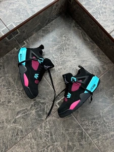 Nike Air Jordan 4 Retro GS Black/Hot Pink/Turquoise Size EU 38 (US Women’s 8.5) - Picture 1 of 13