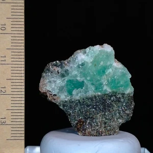 Beryl var Emerald w/ Epidote and Biotite Mica rough mineral specimen 51.7ct - Picture 1 of 7