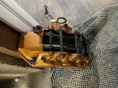 Nissan GT-R R35 GTR 2010 3,8 L OEM BREMBO PINZAS DE FRENO DELANTERAS DERECHA DBA rotor Foto 1 de 4