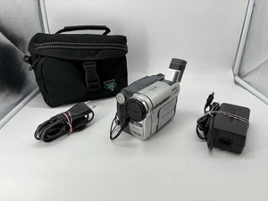 Sony Handycam DCR-TRV255E Digital8 Camcorder - Bild 1 von 12