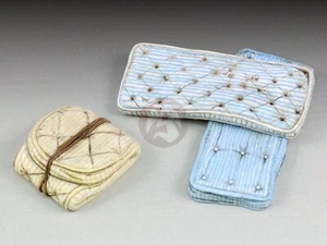Matelas de lit Royal Model 1/35 (3 pièces, 2 ouverts 1 plié) [Diorama résine] 663 - Photo 1 sur 1