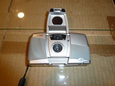 KODAK ADANTIX C400 ADVANCED AUTO FOCUS PHOTO SYSTEM CAMERA - Image 1 of 4